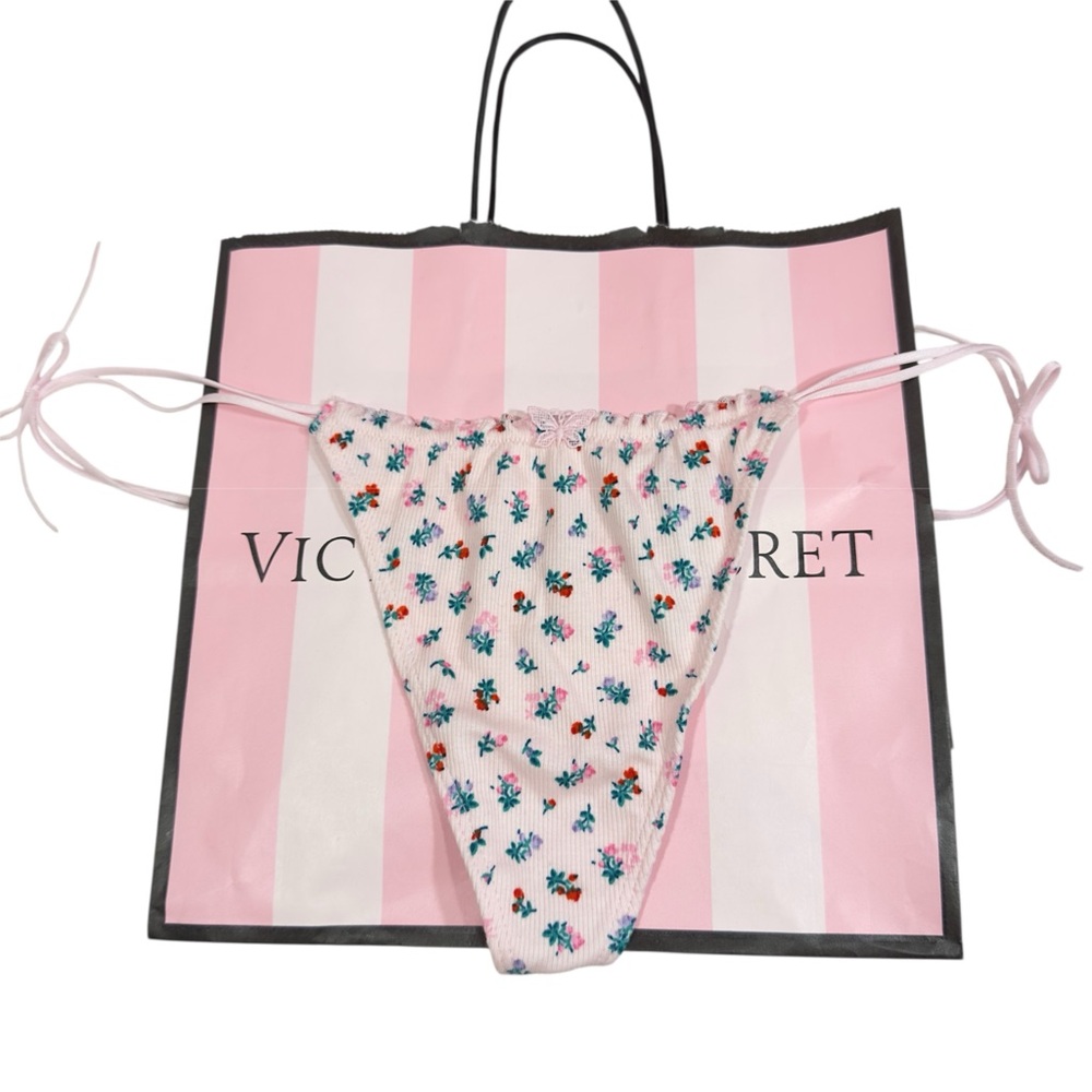 NWT PINK Victoria's Secret Floral Print Ribbed V String‎ Thong Panties - Large